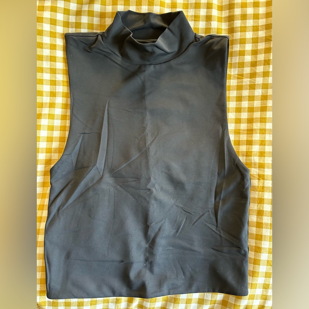Babaton Contour Black Mock Neck Tank Top